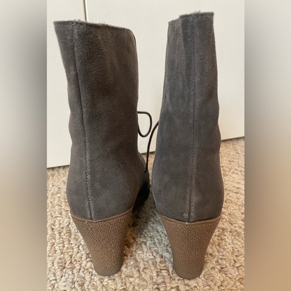 MIA Chaysee Charcoal Suede Wedge Bootie 10M, Can Wear Two Ways! - Picture 7 of 10